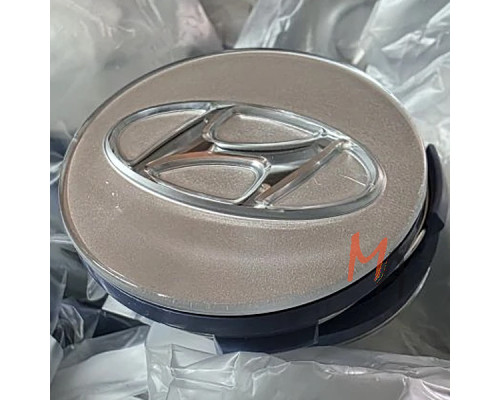 Колпачки на диск а/м "Hyundai" (60/54 мм, фон залит силиконом, 4 шт.)